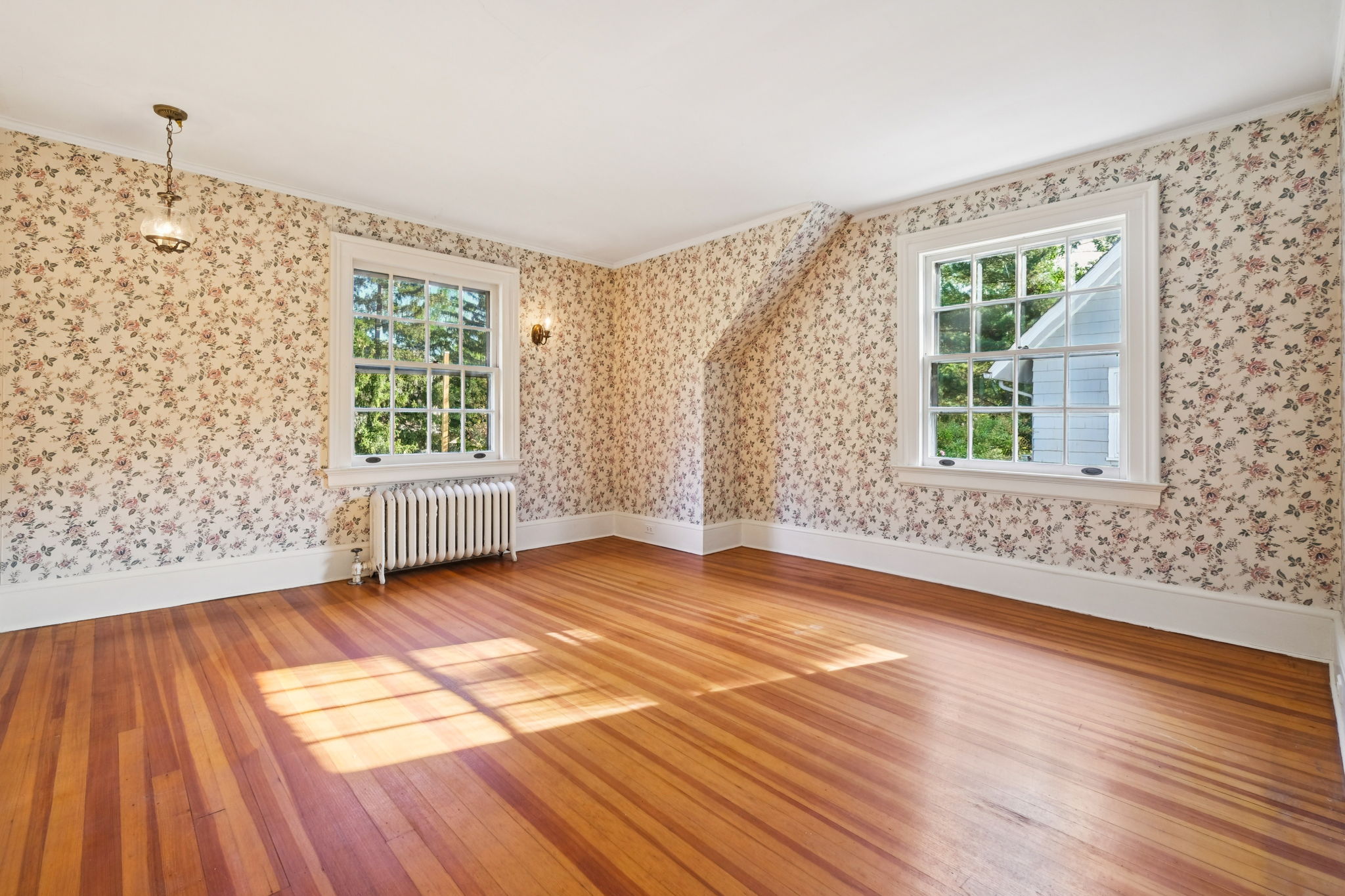 102 Bellevue Avenue 